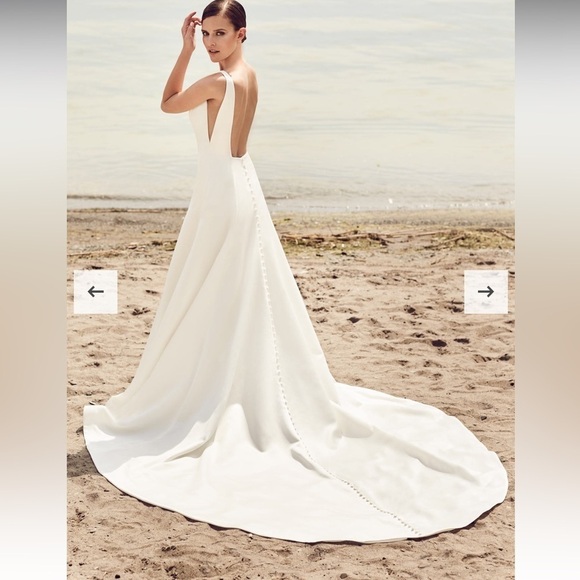 MIKAELLA wedding gown by PALOMA BLANCA backless in satin in Small/XS - Picture 1 of 15